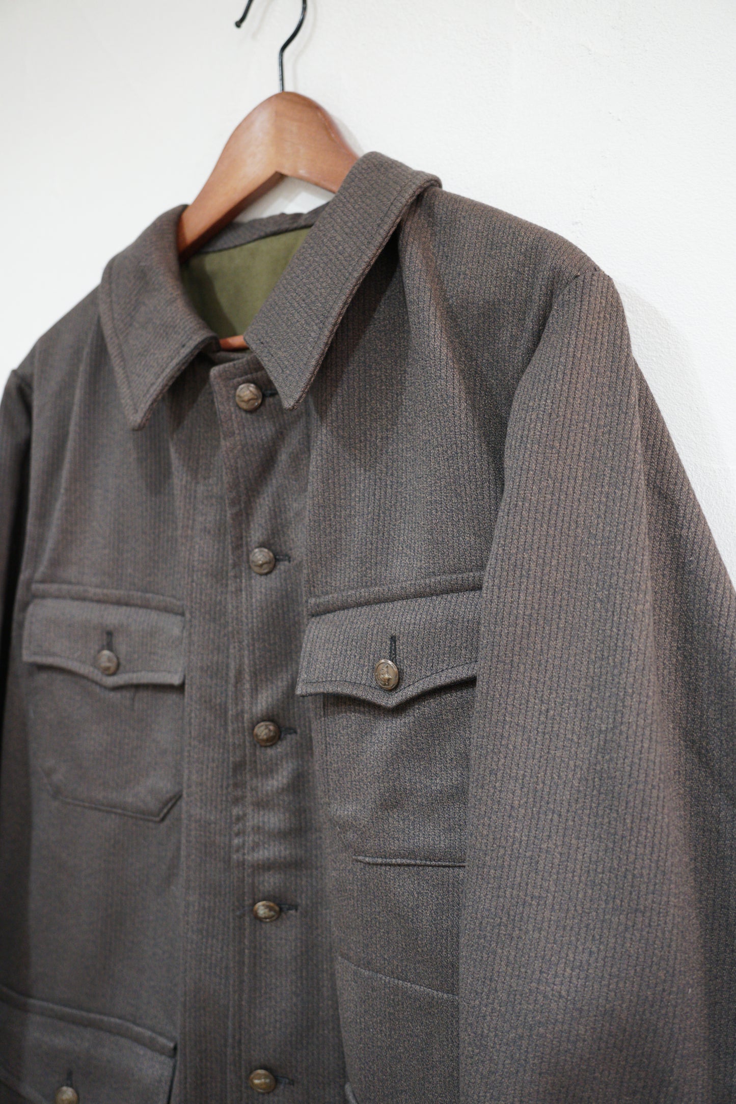 Veste de chasse des années 50 en coton piqué marron sel et poivre « Dumont d'Urville » DEAD STOCK