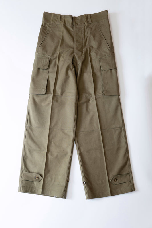Französische Armee M-47 Feldhose Frühes Modell Metallknöpfe Größe 33 DEADSTOCK