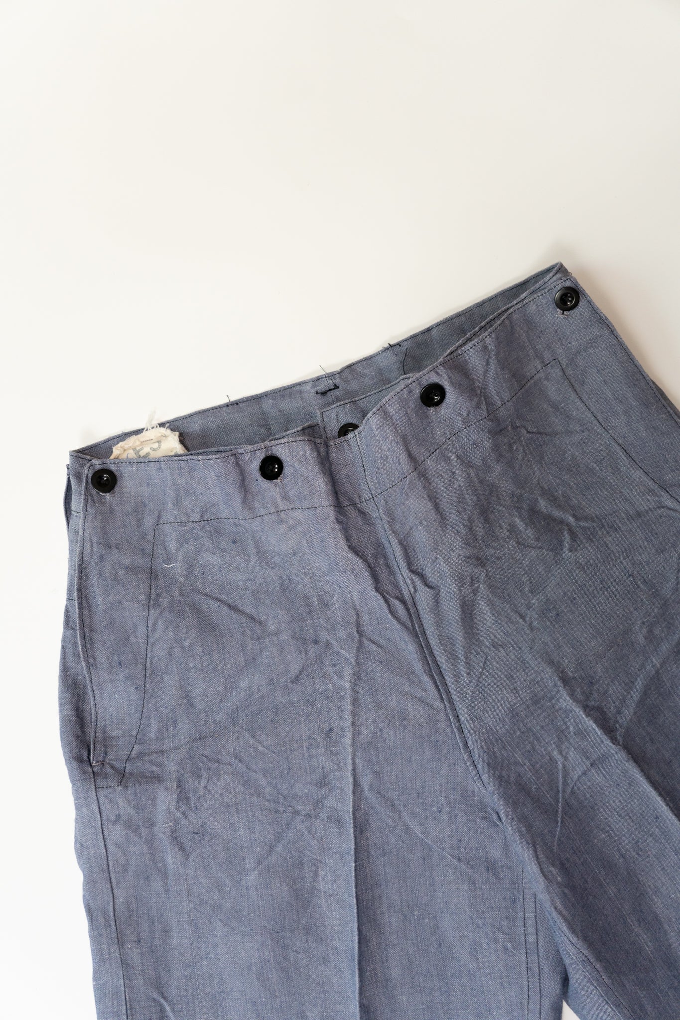 Pantalon en lin rami de marin de la marine française des années 1960, en parfait état