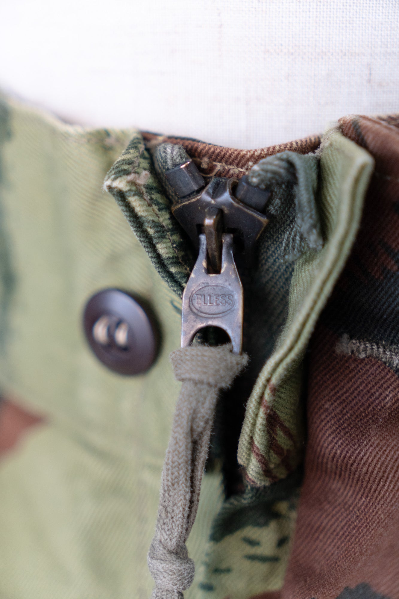 60er Jahre französische Armee TAP47/56 Fallschirmjägerjacke mit Eidechsen-Tarnmuster