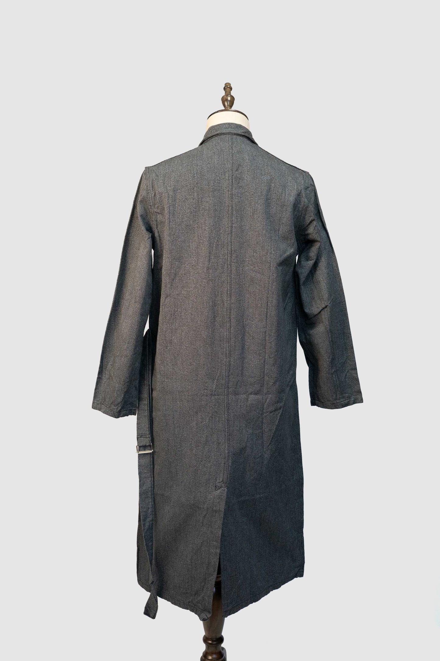 Manteau d'atelier en chambray noir des années 50-60, stock mort