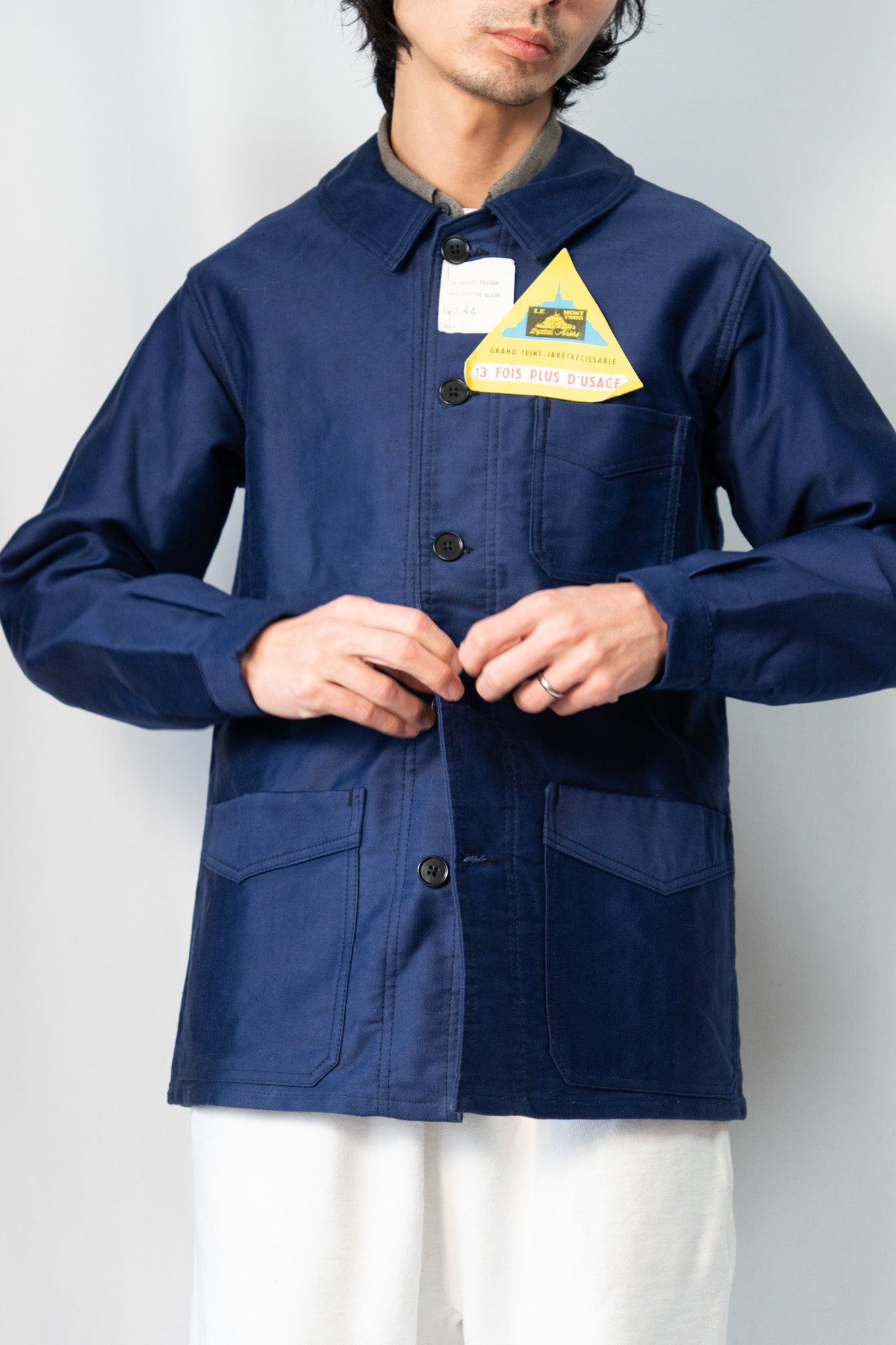 Veste de travail française en moleskine bleue des années 40 « Le Mont St Mitchel » Deadstock taille 44