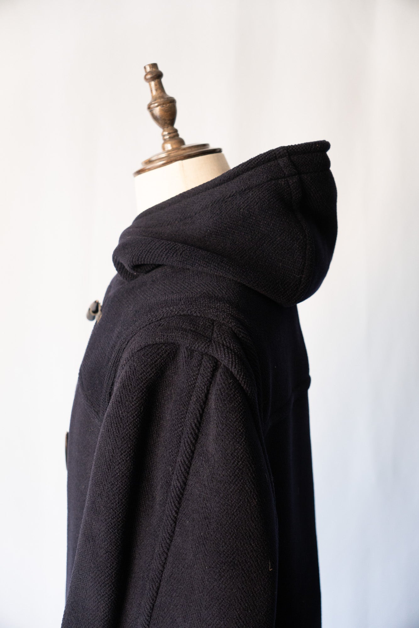 Manteau duffle-coat en laine à chevrons Invertere des années 90