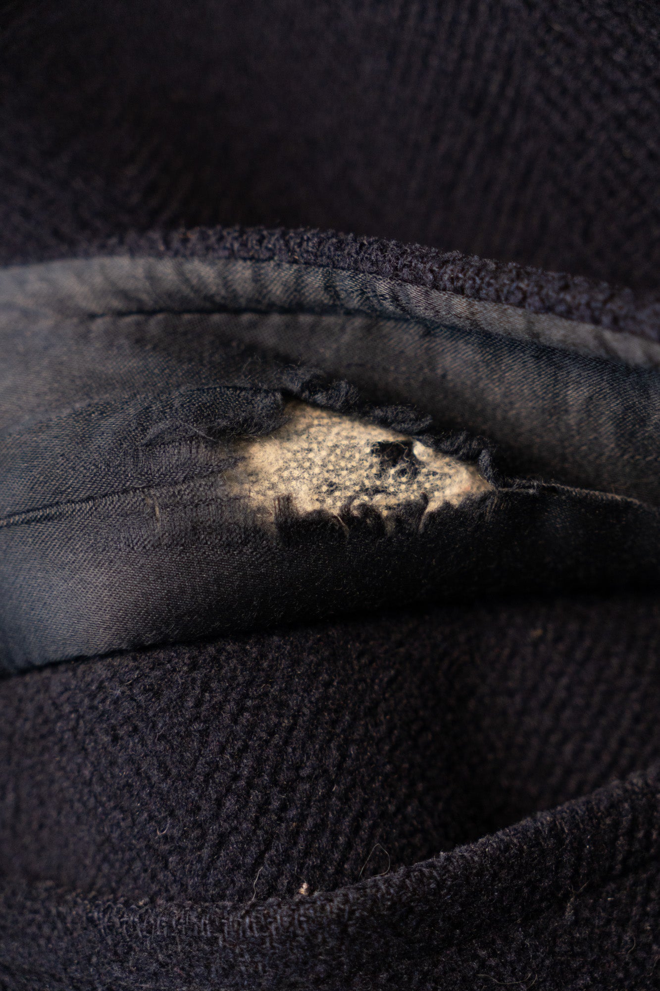 Manteau duffle-coat en laine à chevrons Invertere des années 90