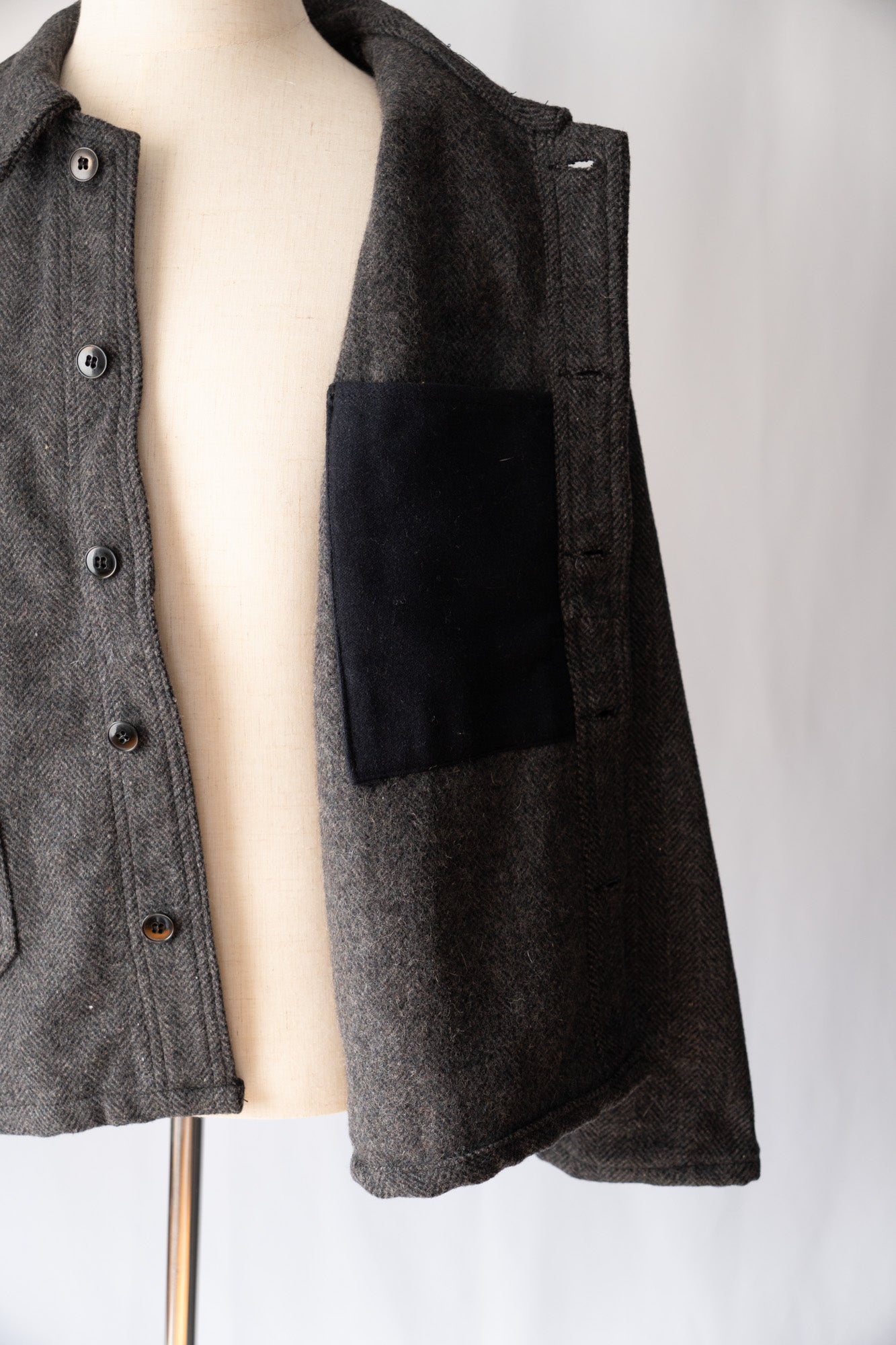 Veste de travail française en laine à chevrons des années 50
