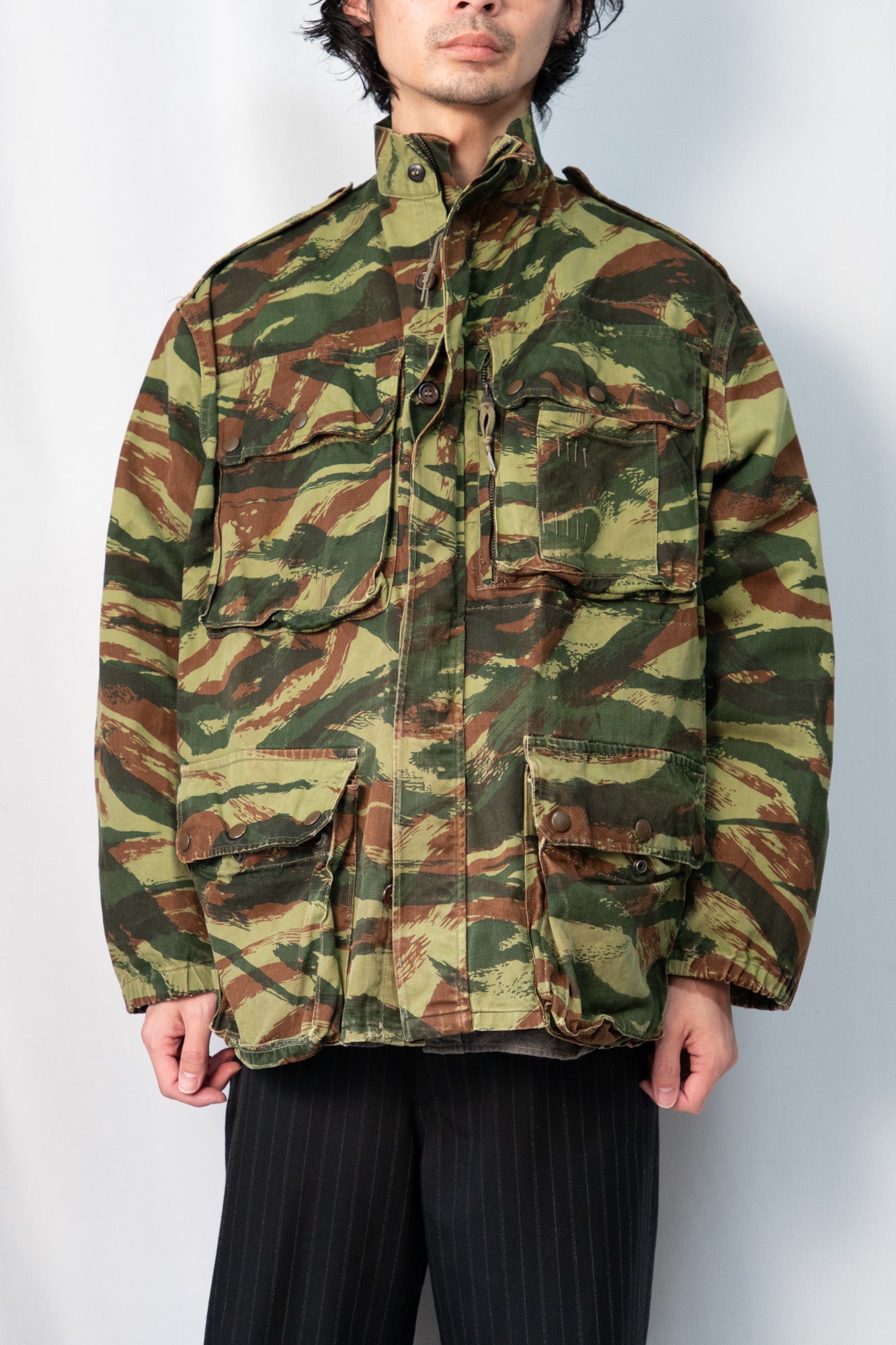 60er Jahre französische Armee TAP47/56 Fallschirmjägerjacke mit Eidechsen-Tarnmuster