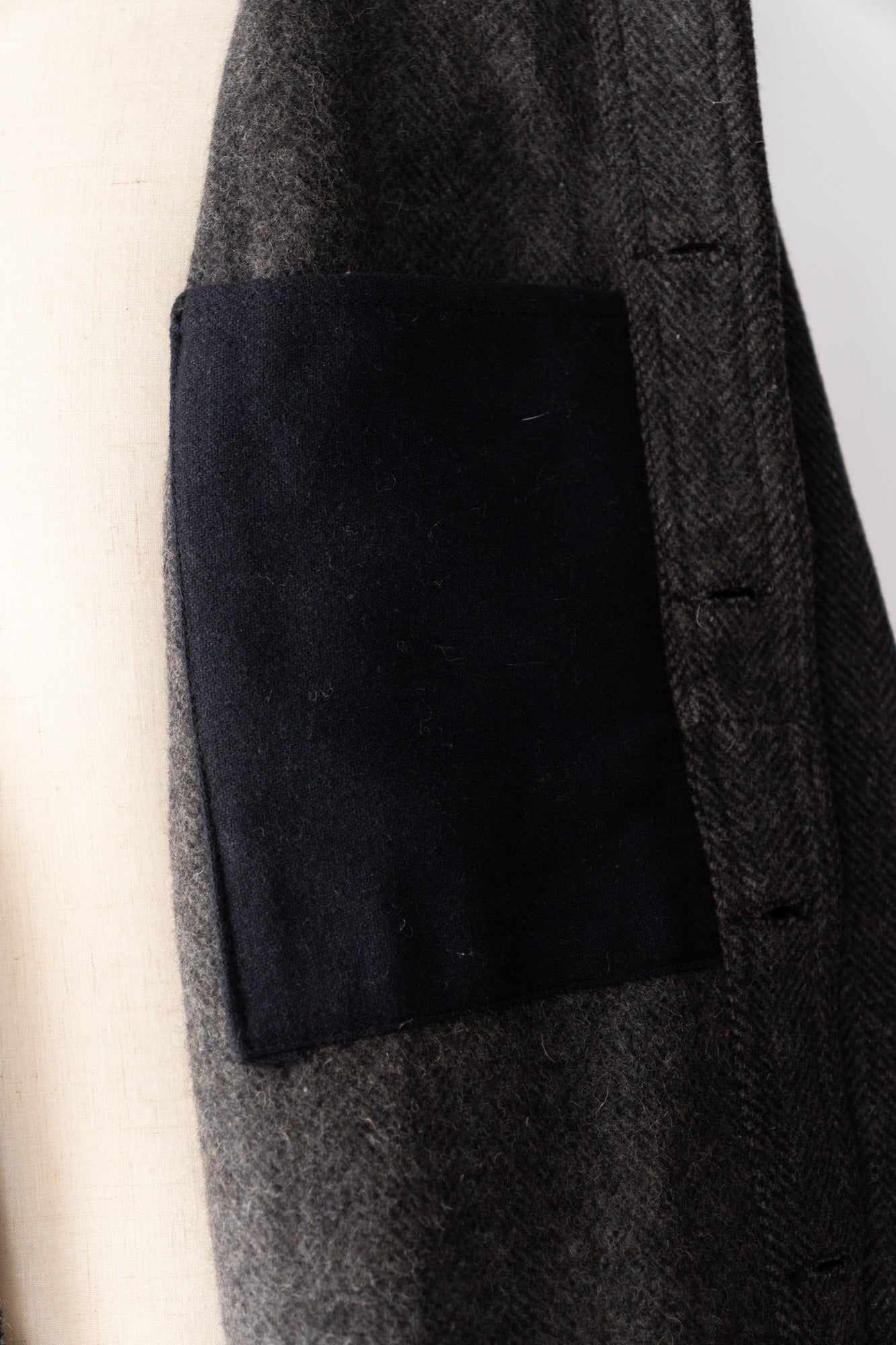 Veste de travail française en laine à chevrons des années 50