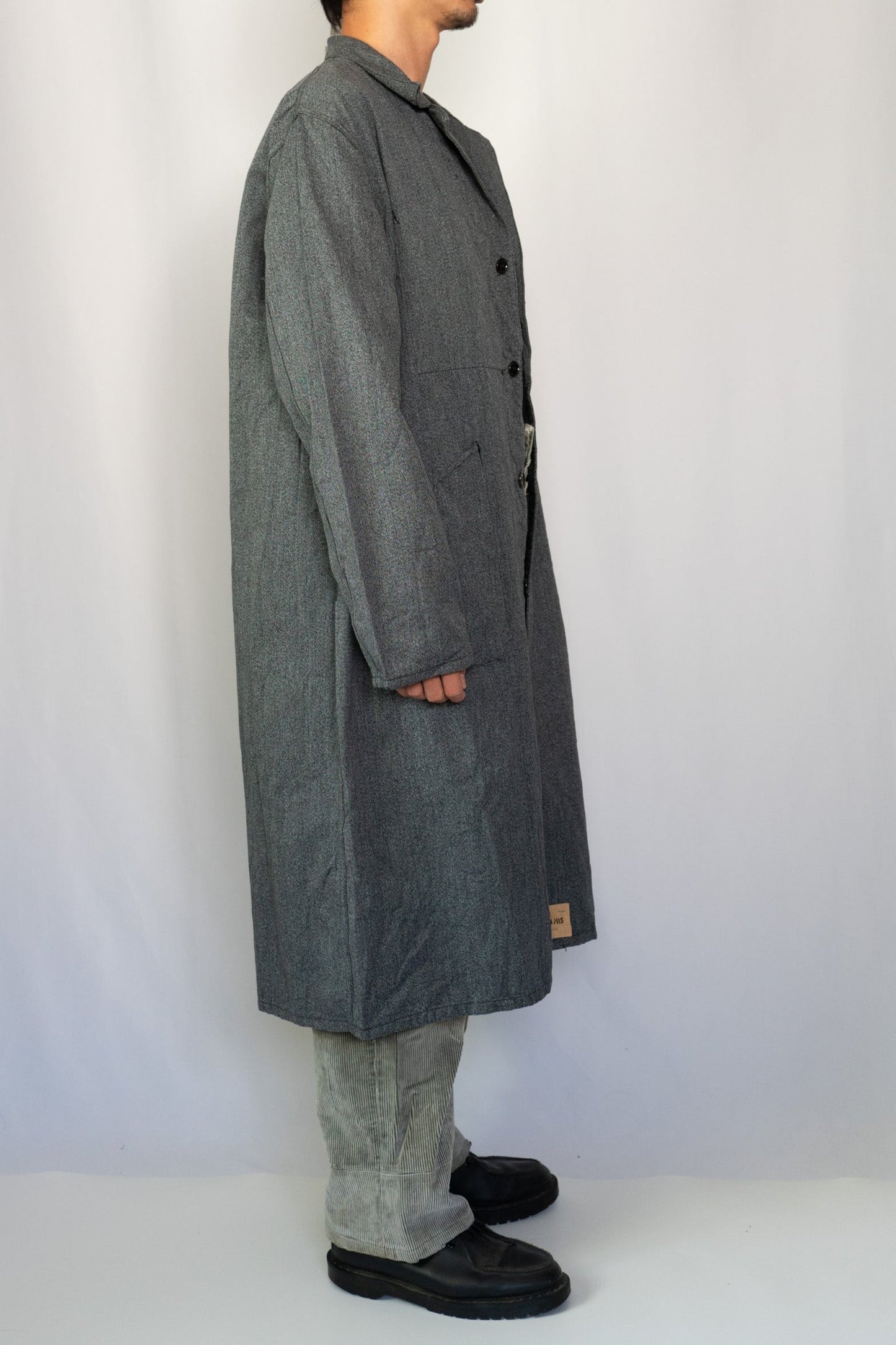 Manteau d'atelier en chambray noir des années 50-60, stock mort