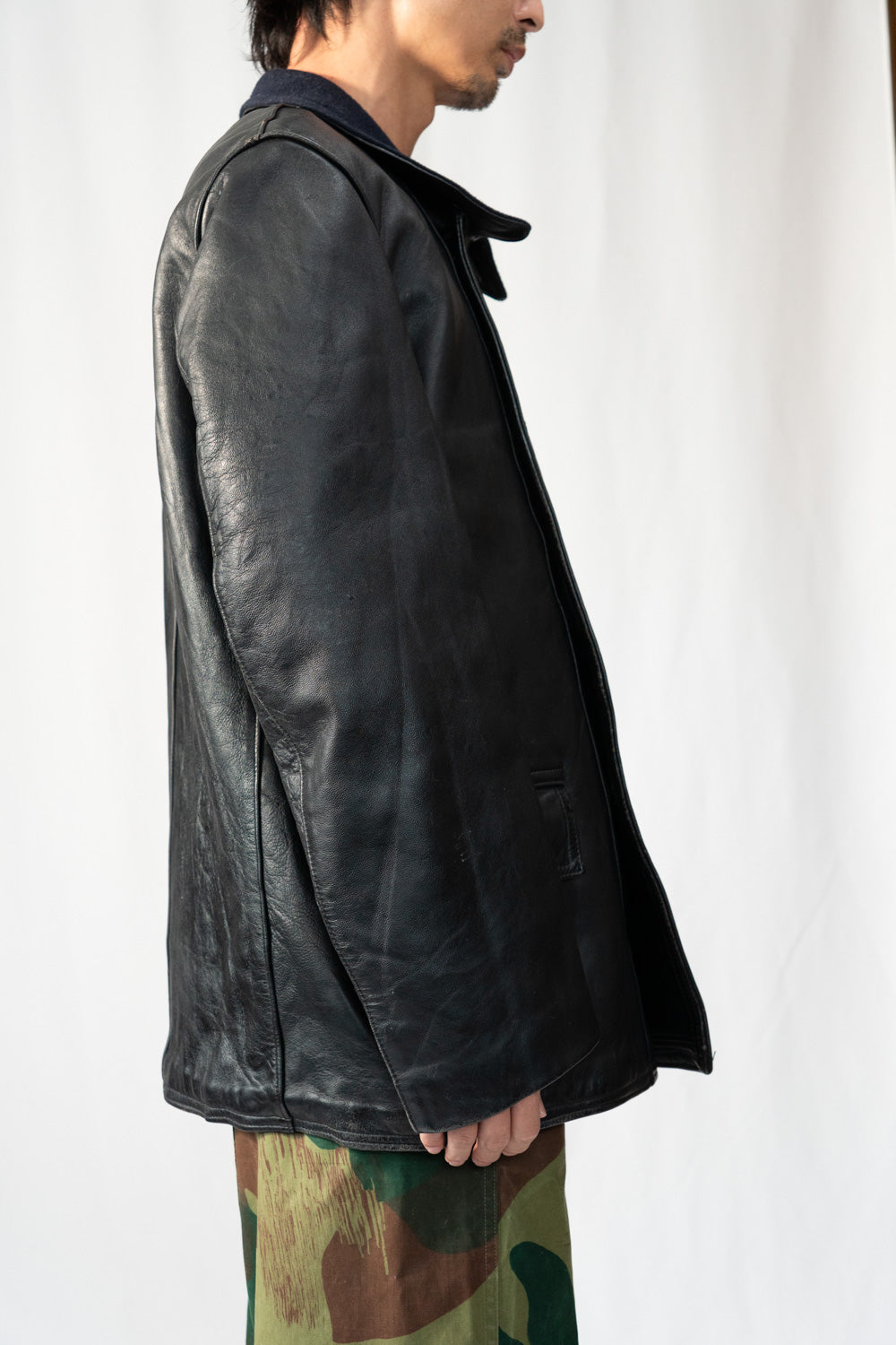 Veste en cuir vintage française Corbusier des années 40-50 « CNET » avec jugulaire