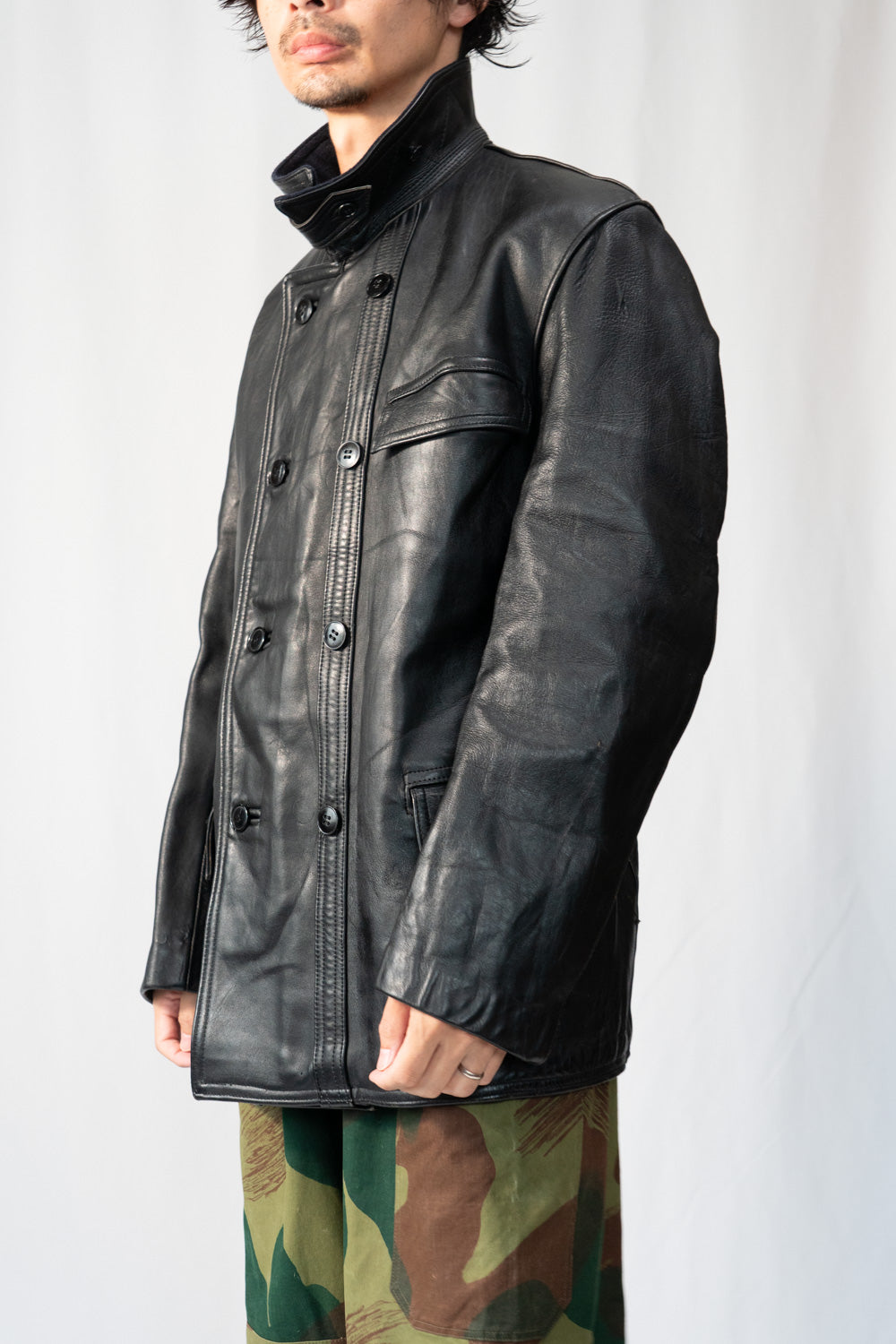 Veste en cuir vintage française Corbusier des années 40-50 « CNET » avec jugulaire