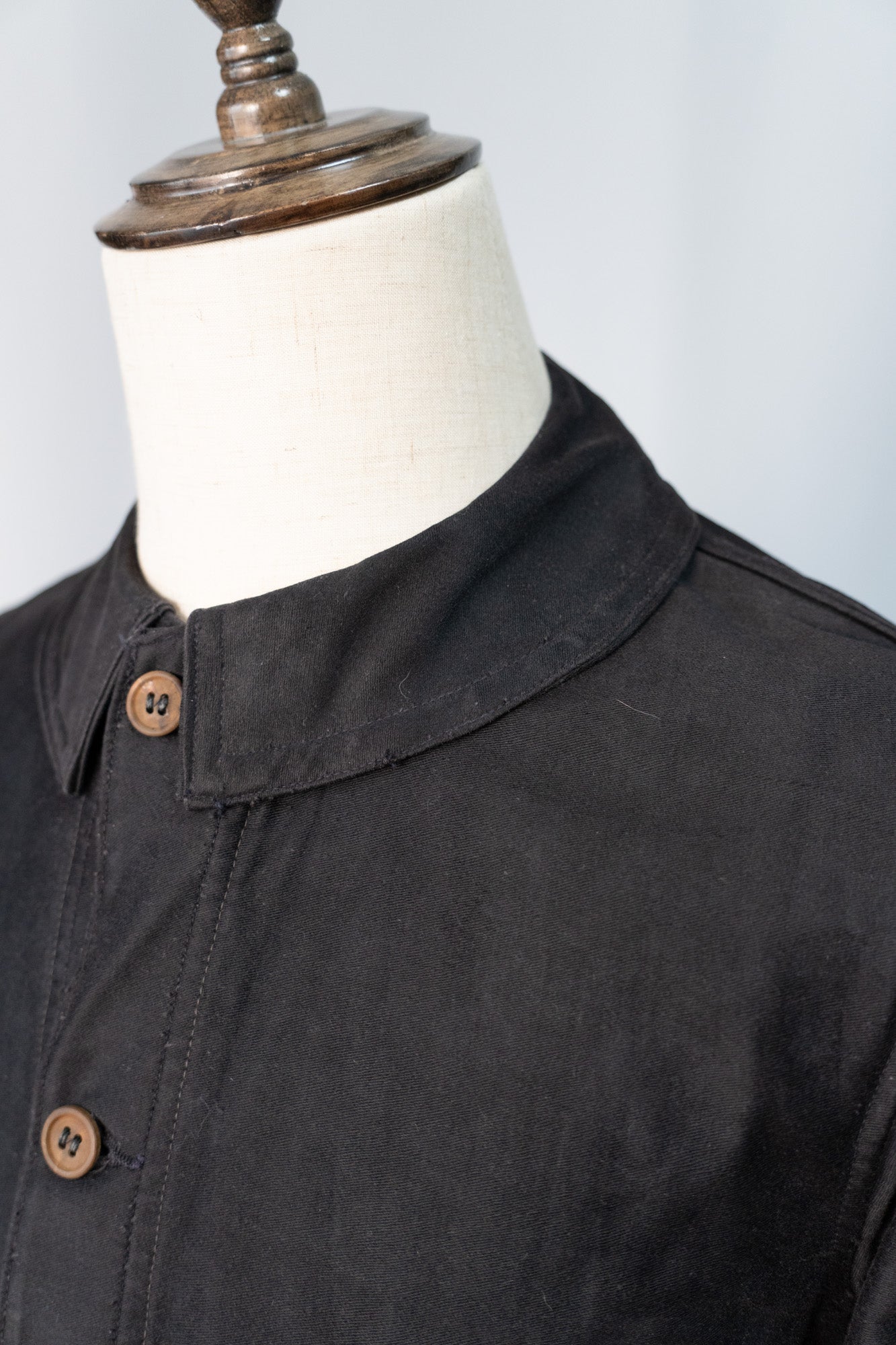 ~30er Jahre Französische Arbeitsjacke aus schwarzem leichtem Moleskin „4 Buttons”