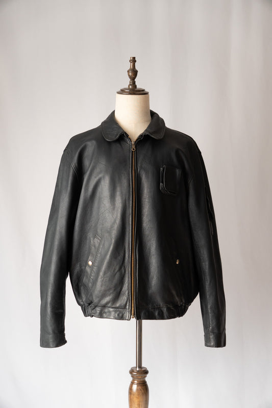 70er Jahre französische Luftwaffen-Pilotenlederjacke mit Kinnriemen