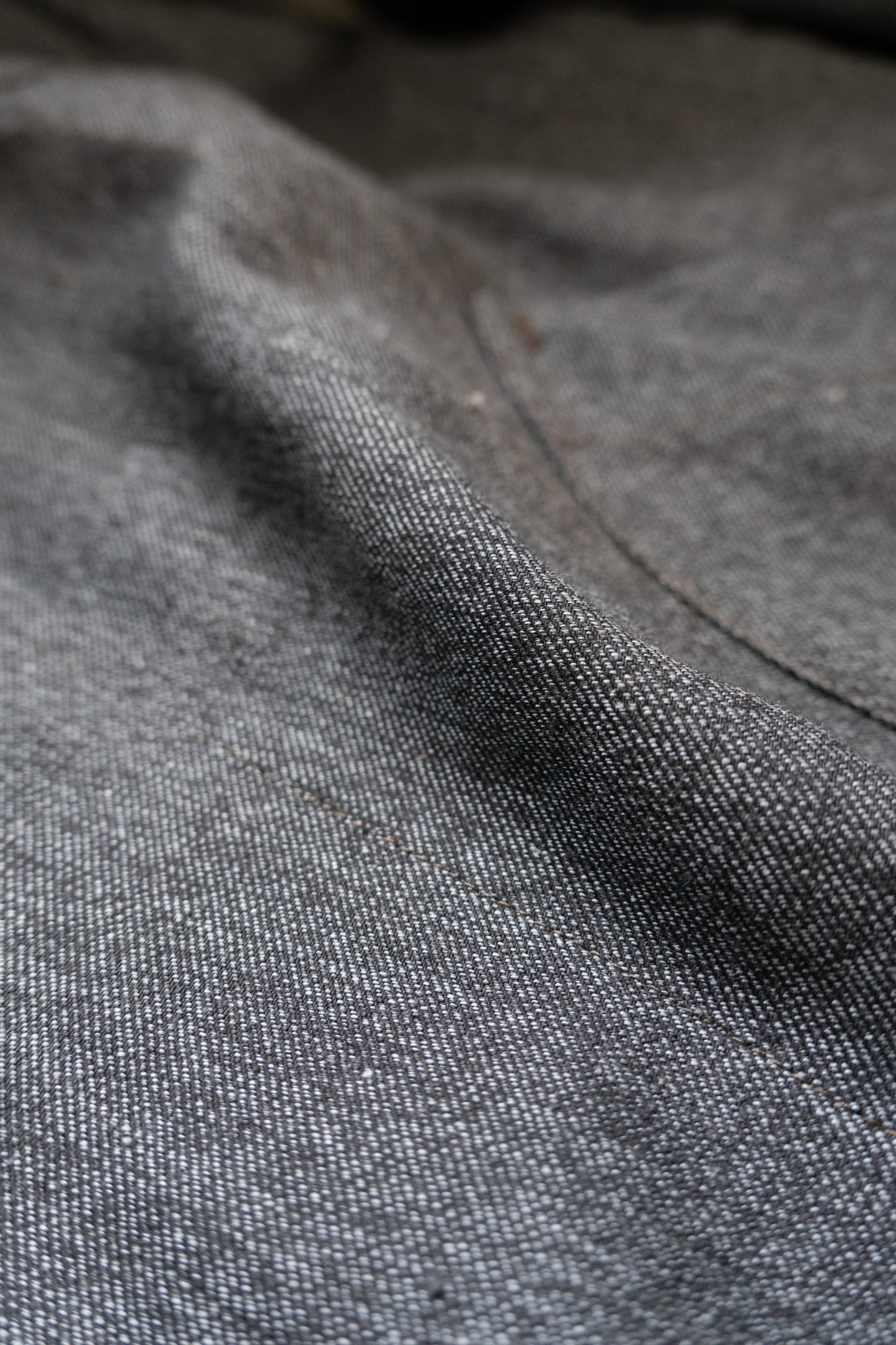 50 Schwarzer Chambray-Ateliermantel „AU MOLINEL” DEAD STOCK