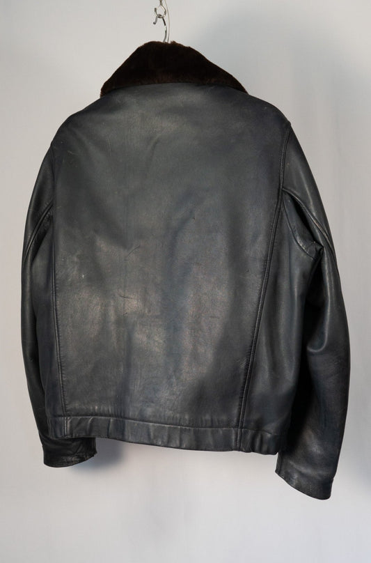 70er Jahre französische Luftwaffe Leder-Pilotenjacke mit Futter, Pelzkragen
