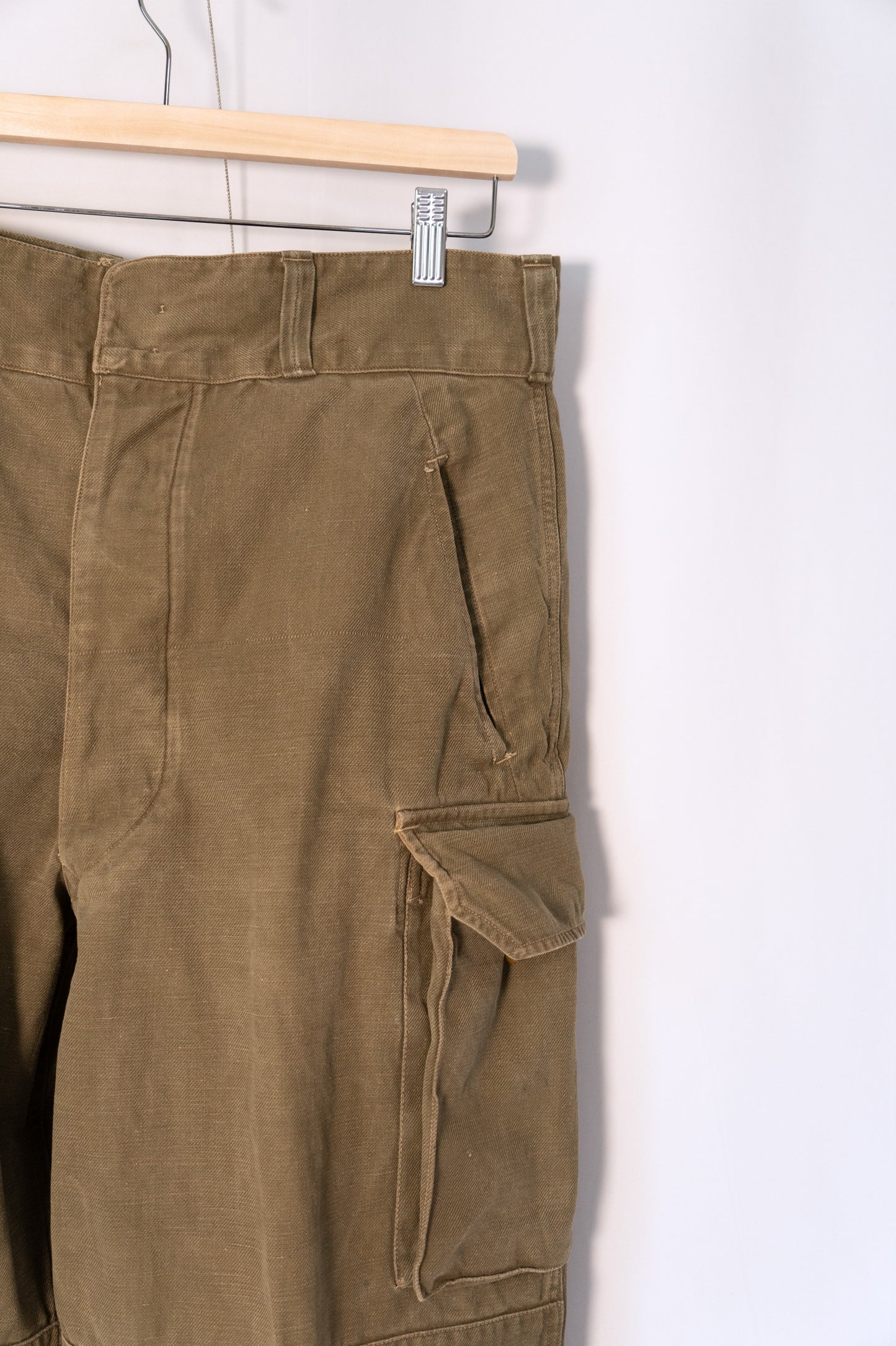 Pantalon de campagne M-47 de l'armée française des années 40, modèle ancien