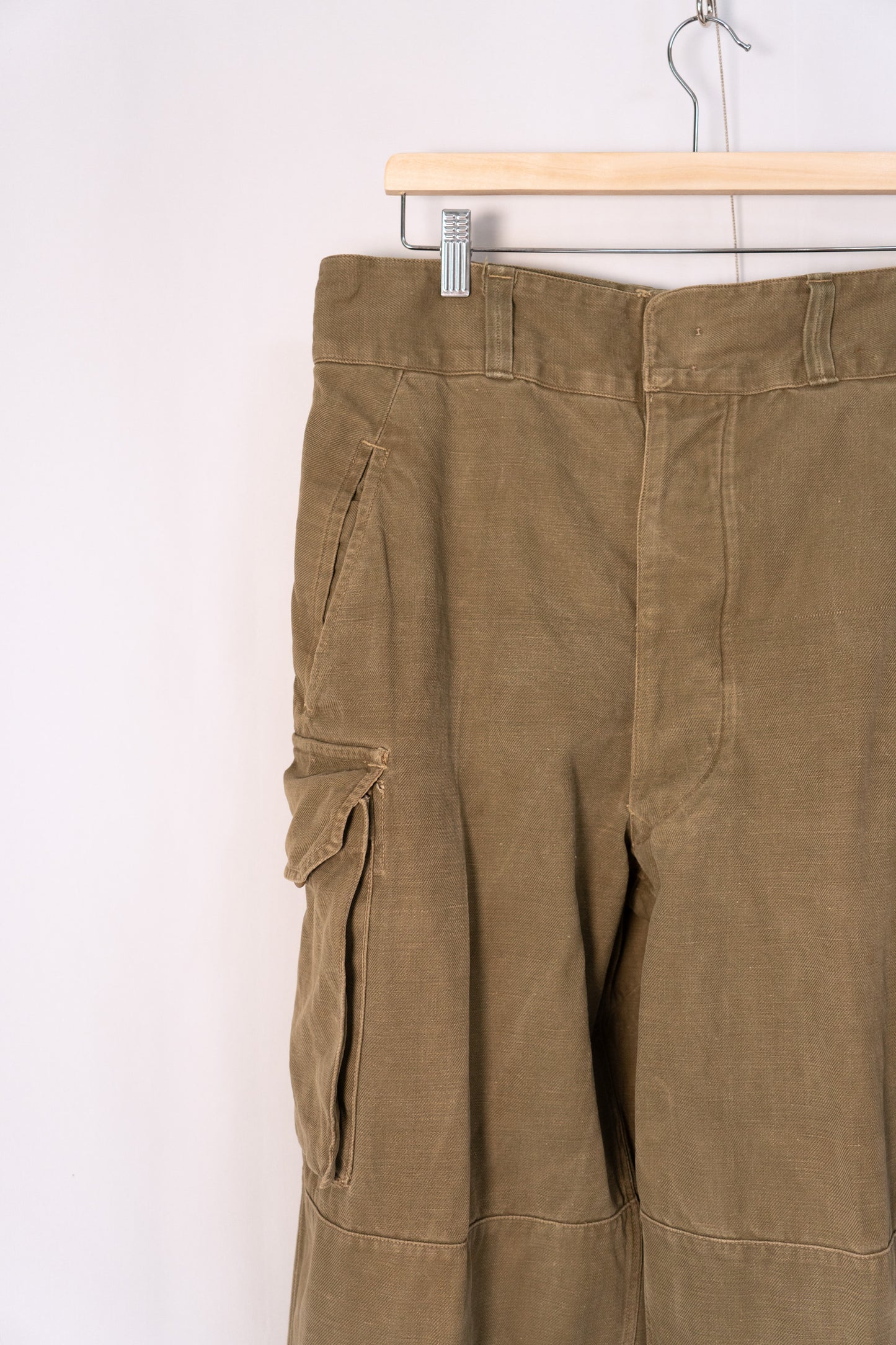 Pantalon de campagne M-47 de l'armée française des années 40, modèle ancien