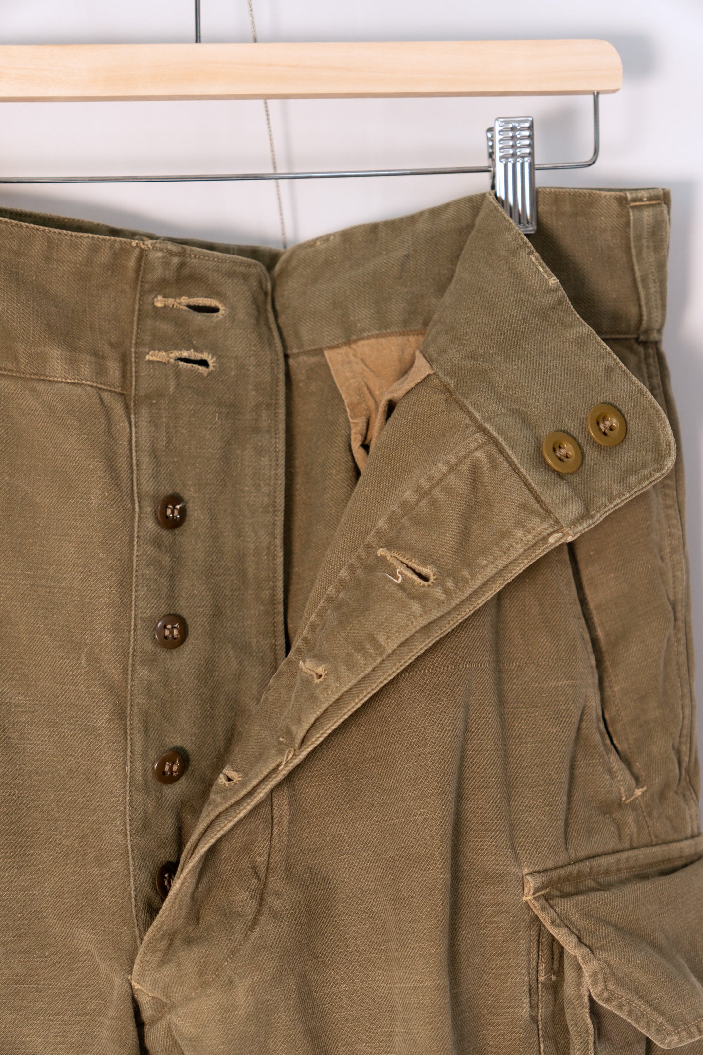 Pantalon de campagne M-47 de l'armée française des années 40, modèle ancien