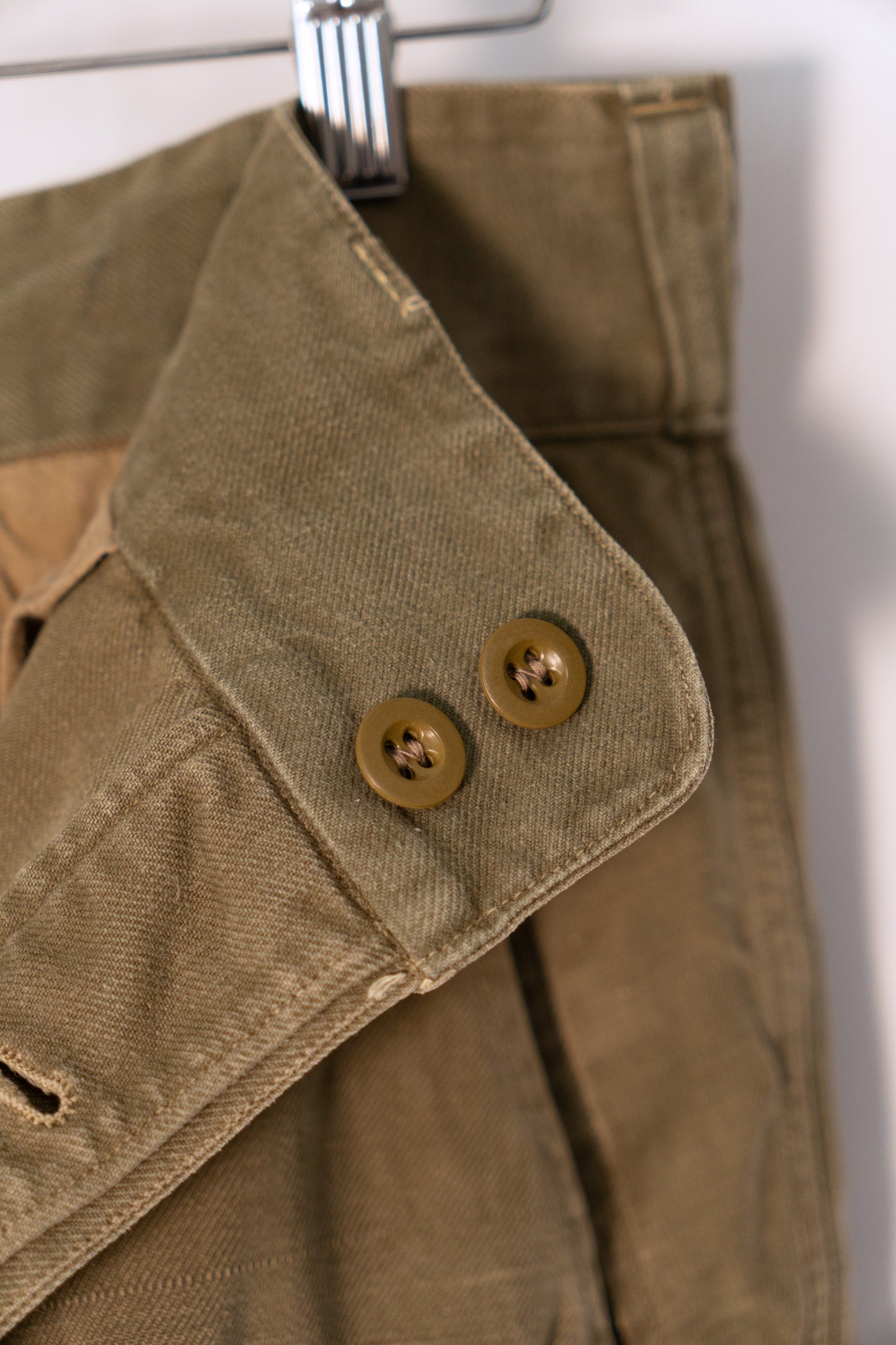 Pantalon de campagne M-47 de l'armée française des années 40, modèle ancien