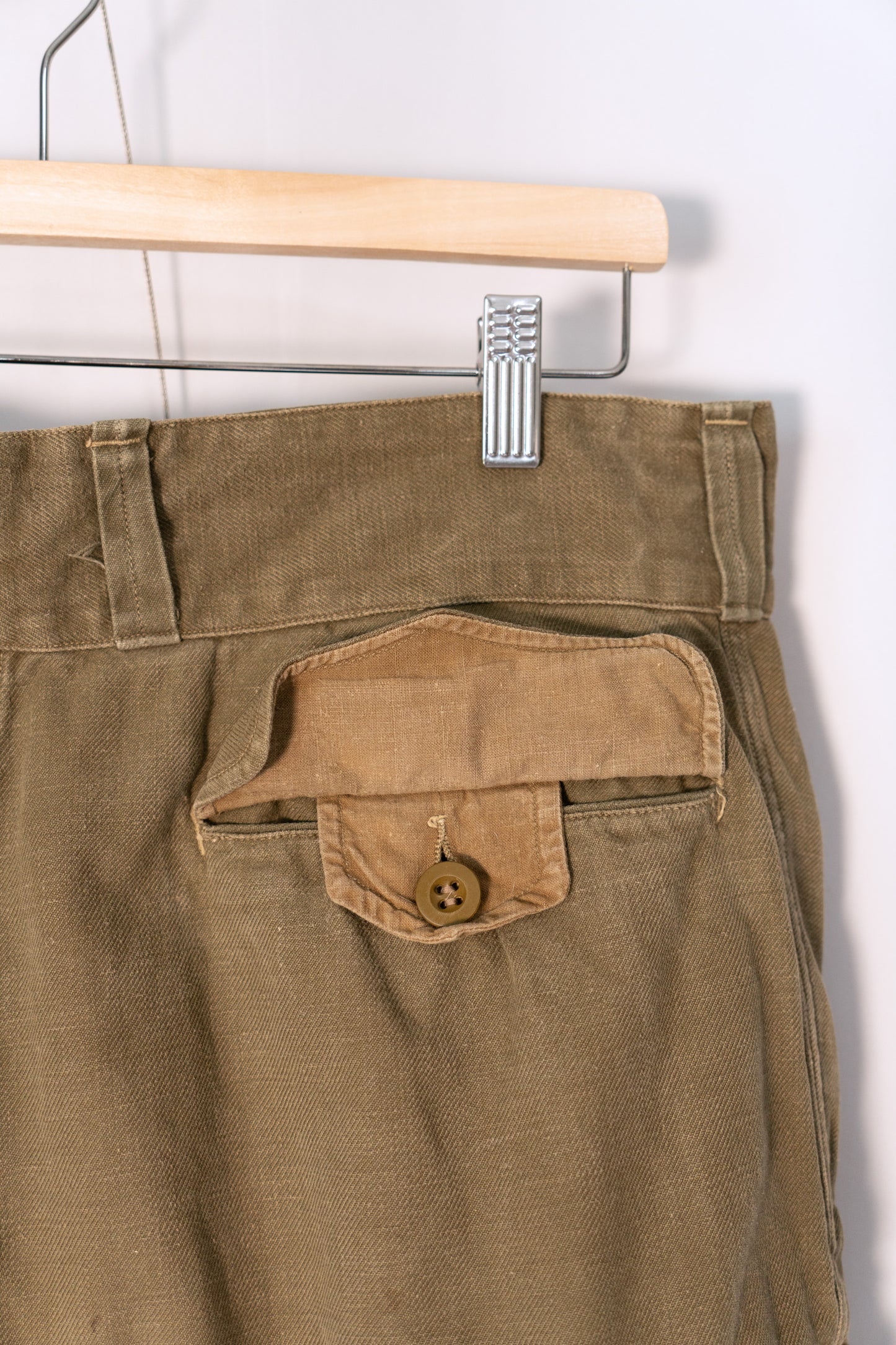 Pantalon de campagne M-47 de l'armée française des années 40, modèle ancien
