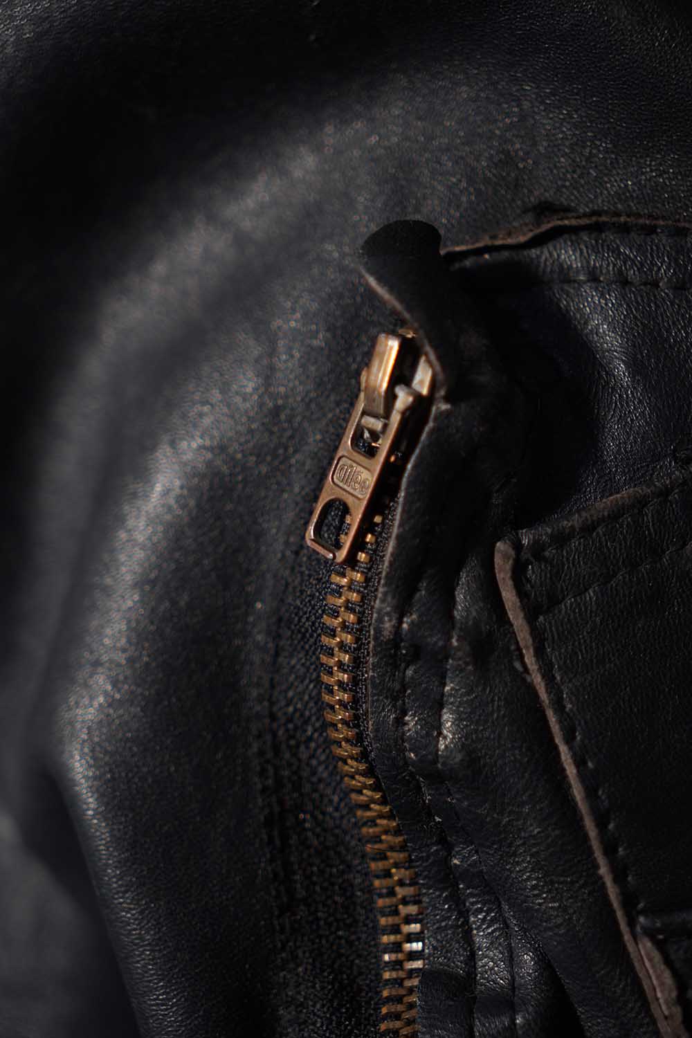 Veste en cuir de pilote de l'armée de l'air française des années 70 « CASSI K6 » en cuir d'agneau