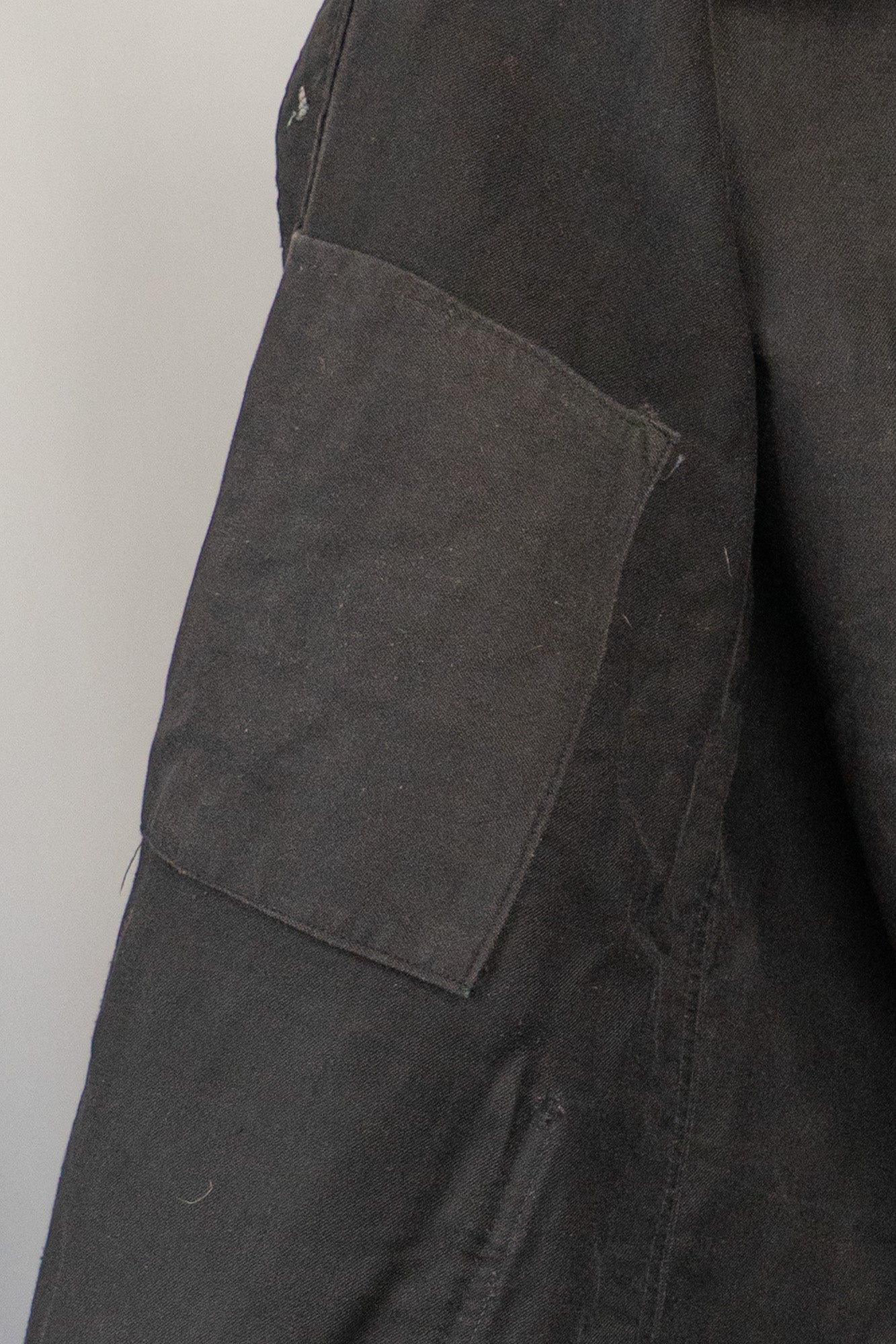 ~30er Jahre Französische Arbeitsjacke aus schwarzem leichtem Moleskin „4 Buttons”