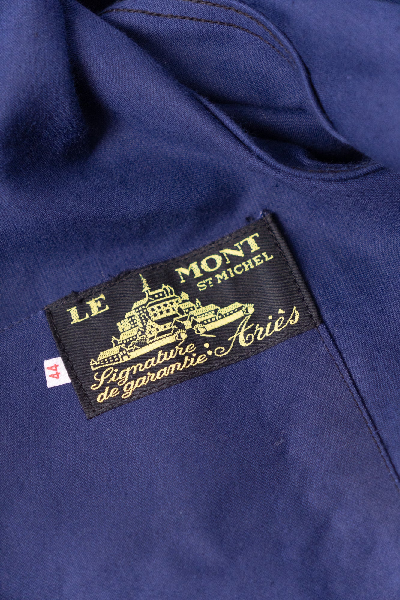 Veste de travail française en moleskine bleue des années 40 « Le Mont St Mitchel » Deadstock taille 44