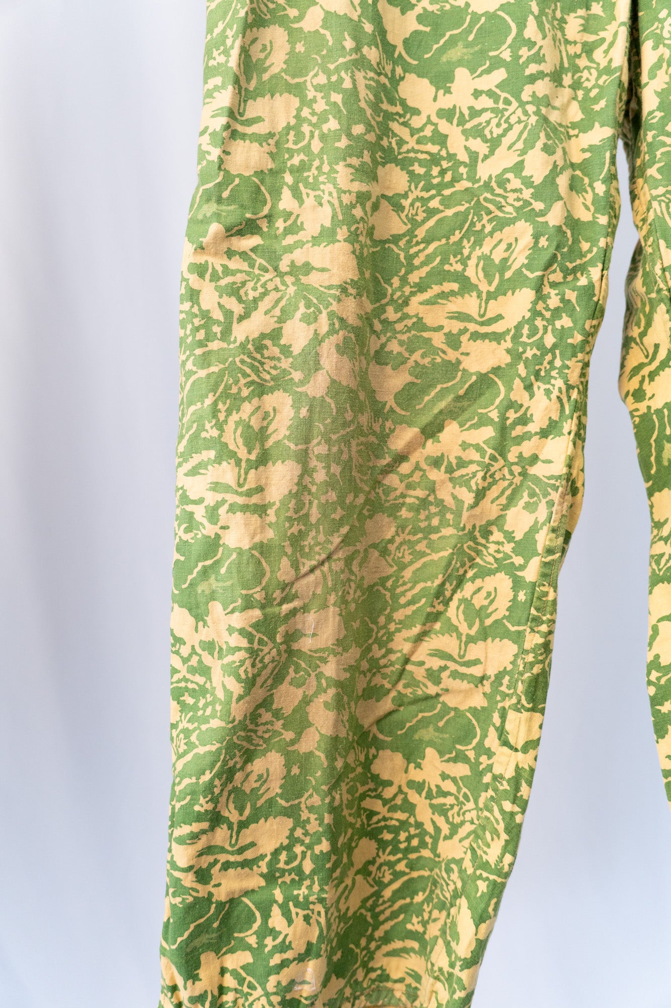 Pantalon de sniper de l'armée roumaine des années 50, camouflage feuille d'été