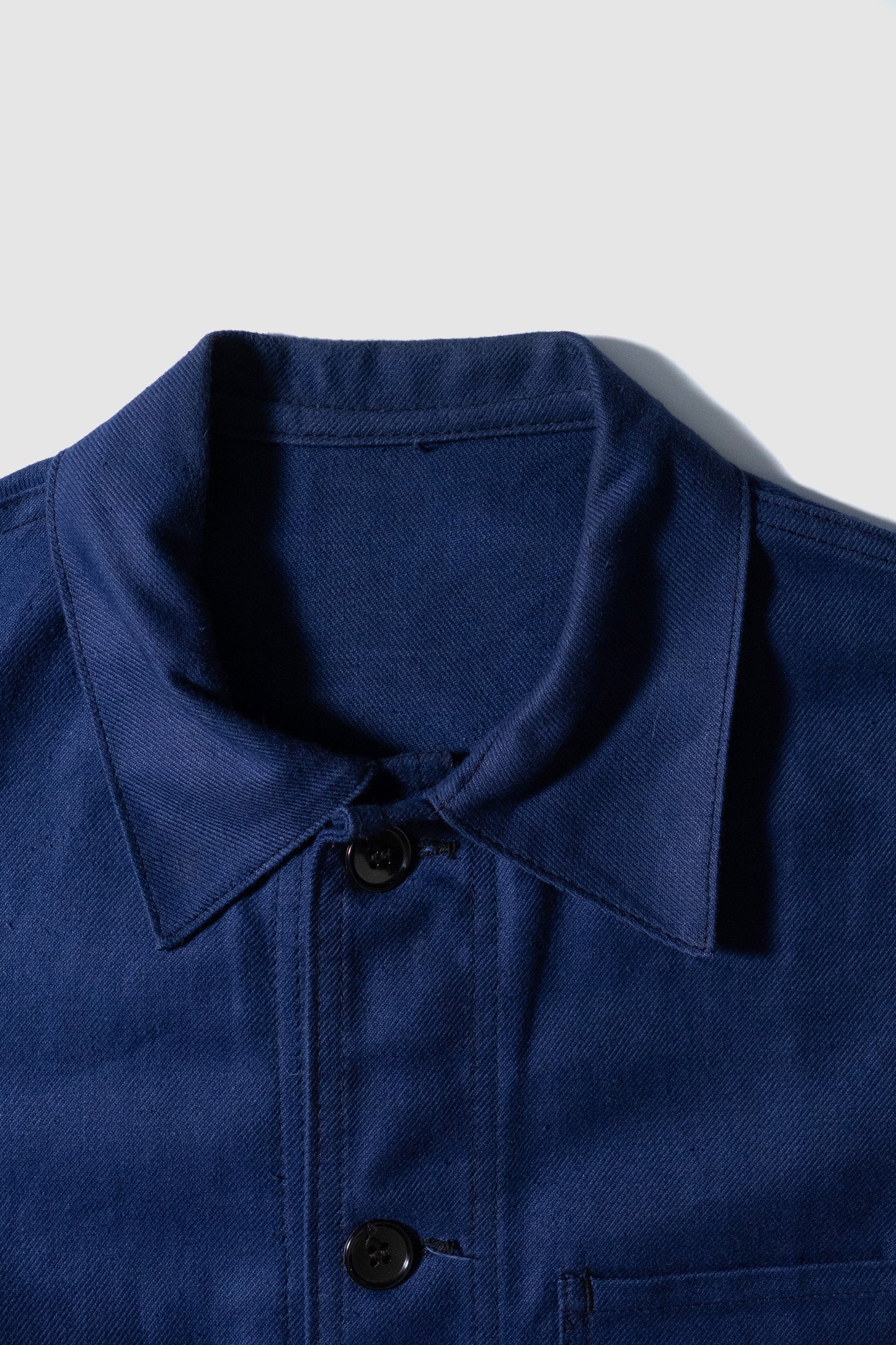 Veste en sergé de coton bleu français des années 50 « Le Mont St Michel » Dead Stock