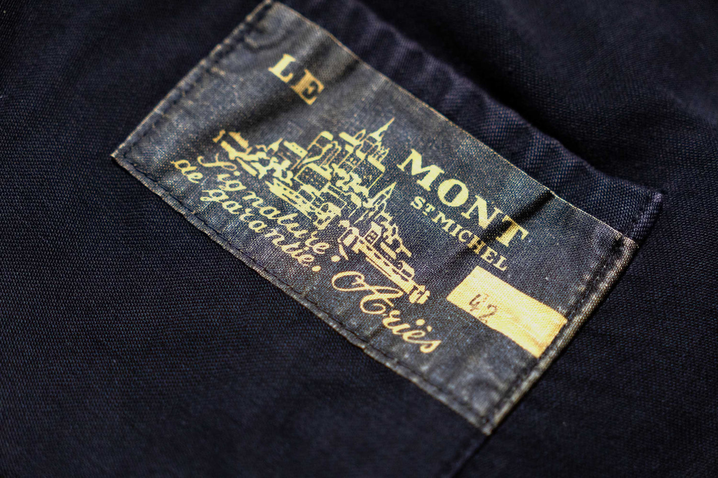 Veste en moleskine noire française des années 50 « Le Mont St Michel »