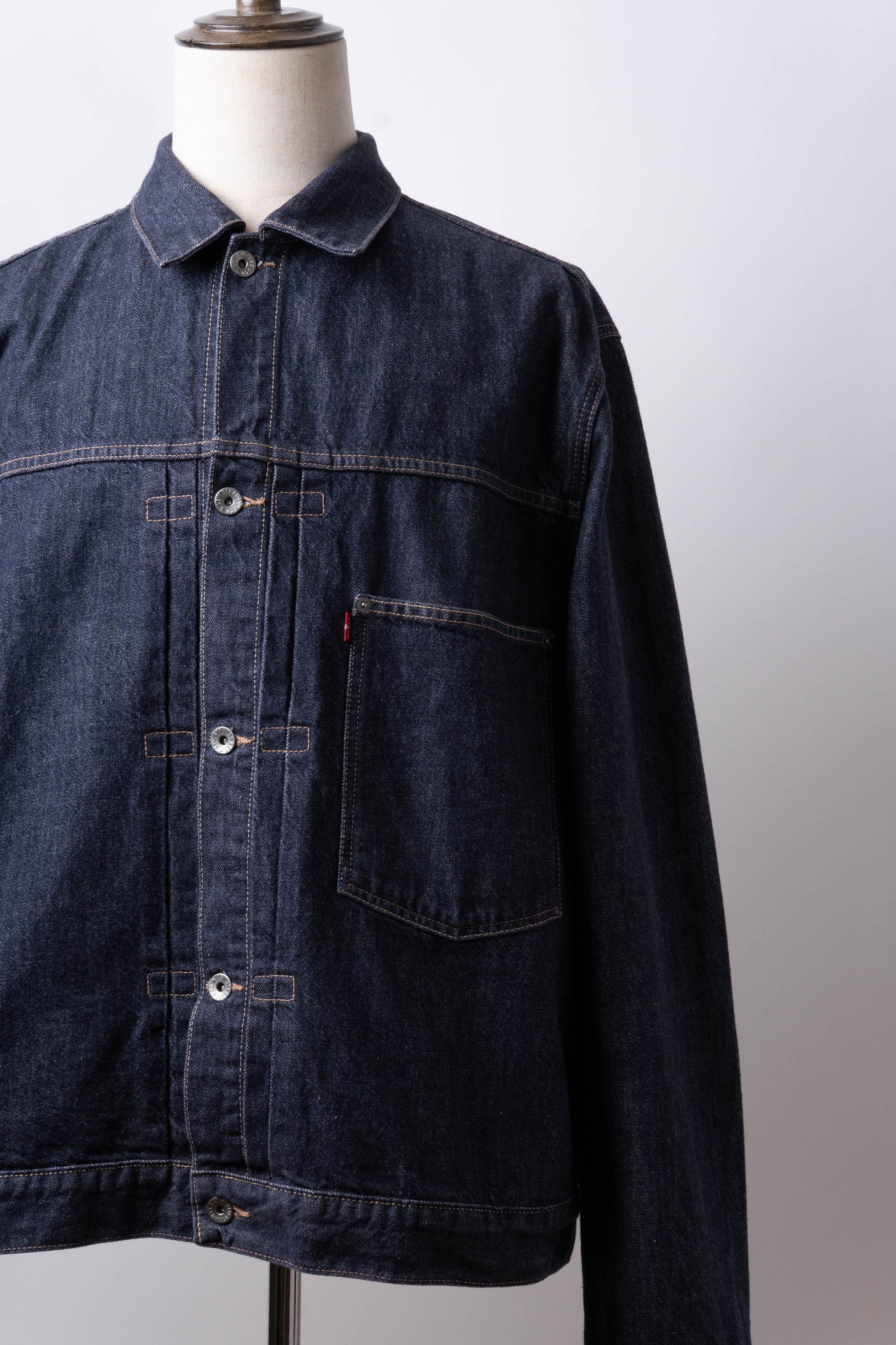 90s euro levi's "70501-04" denim jacket  1st type
