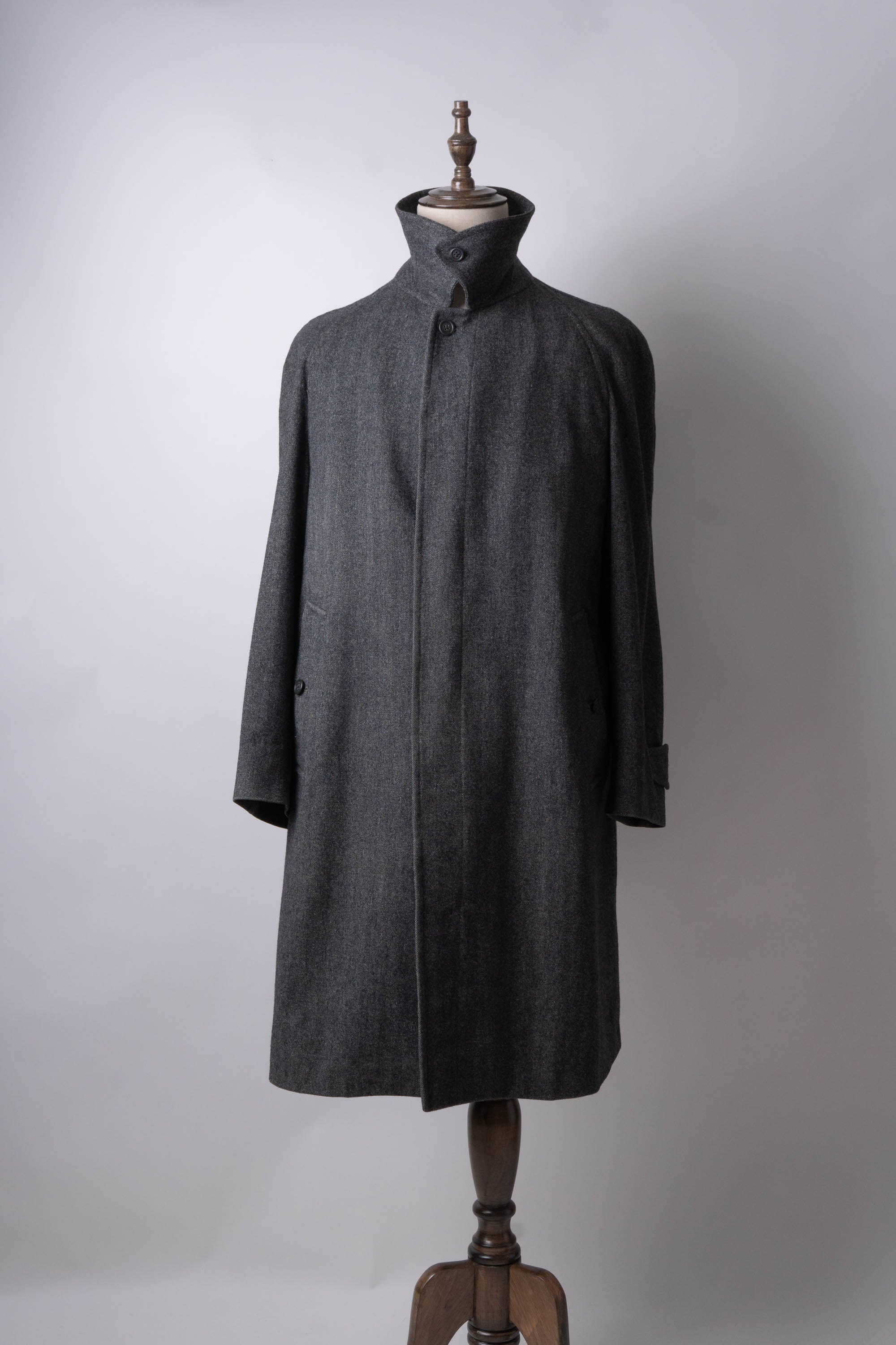 80s Burberry herringbone wool balmacaan coat – edeak vintage